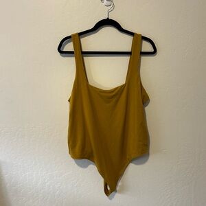 Good American Women’s the Modern Tank Bodysuit in Golden Rod